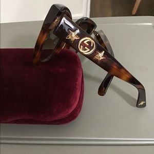 Authentic Gucci sunglasses - Tortoise and gold